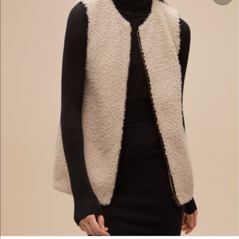 Wilfred Chatou Vest from aritzia - cream size xxs